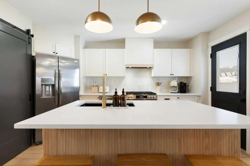 89 Tuscany Springs Heights NW Calgary AB T3L 2X8