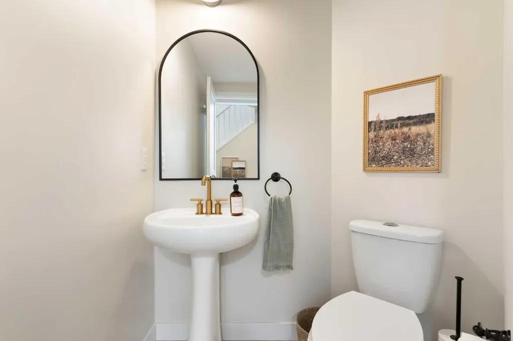 89 Tuscany Springs Heights NW Calgary AB T3L 2X8
