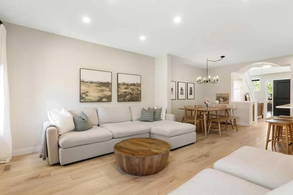 89 Tuscany Springs Heights NW Calgary AB T3L 2X8