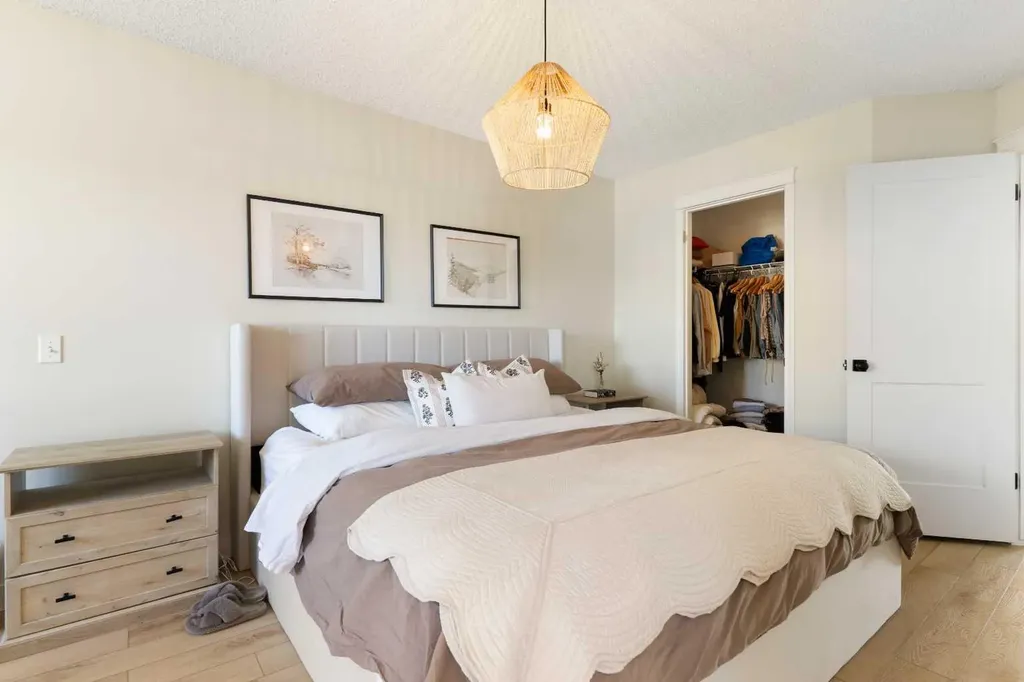 89 Tuscany Springs Heights NW Calgary AB T3L 2X8