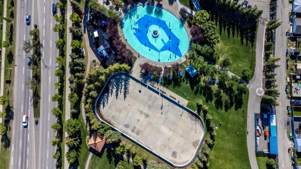 89 Tuscany Springs Heights NW Calgary AB T3L 2X8