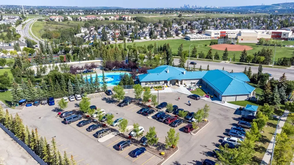 89 Tuscany Springs Heights NW Calgary AB T3L 2X8