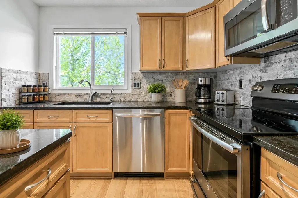 14 Crystal Shores Hill Okotoks AB T1S 2H7