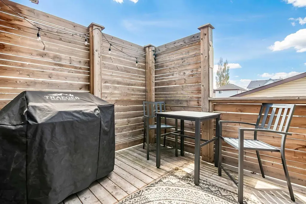 14 Crystal Shores Hill Okotoks AB T1S 2H7