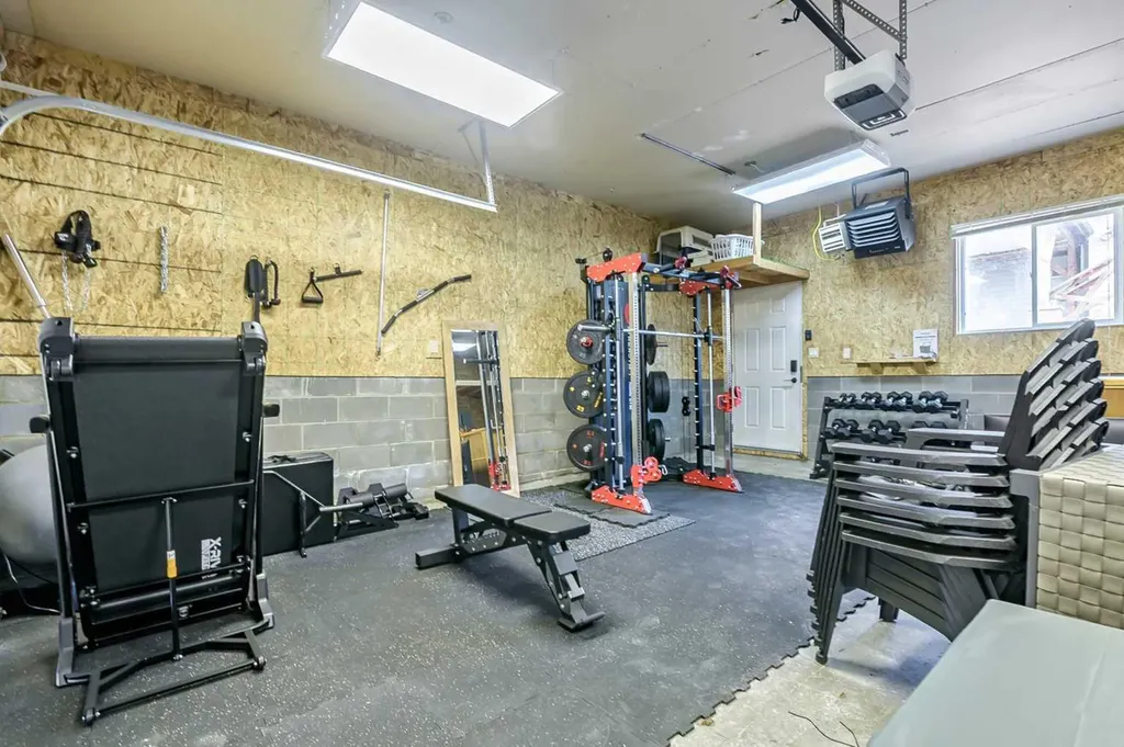 14 Crystal Shores Hill Okotoks AB T1S 2H7