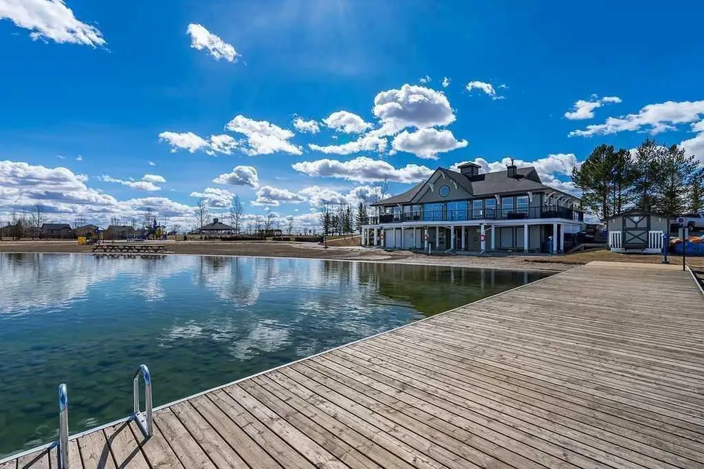 14 Crystal Shores Hill Okotoks AB T1S 2H7