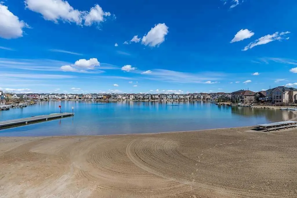 14 Crystal Shores Hill Okotoks AB T1S 2H7