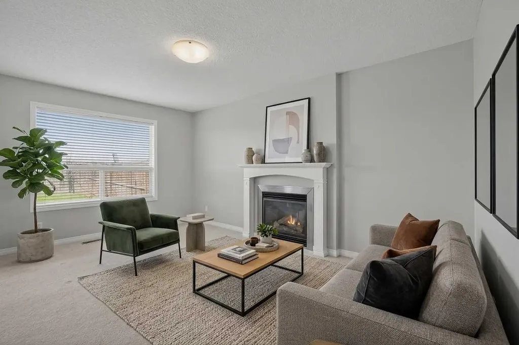 124 Everglen Way SW Calgary AB t2y 5g2