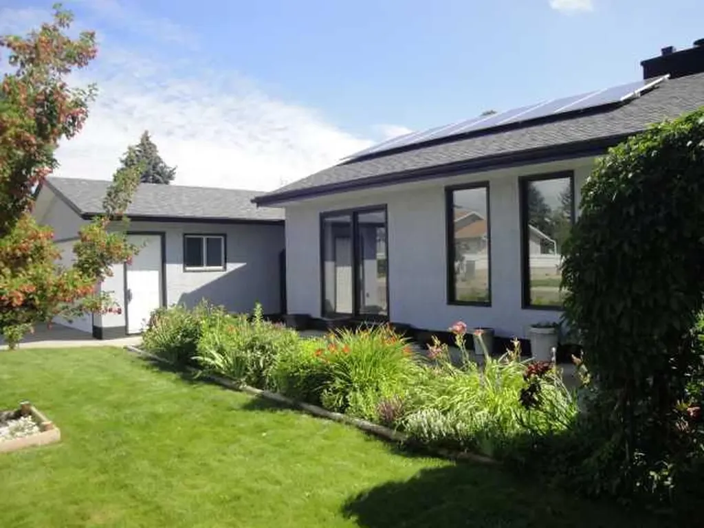1611 24 Street S Lethbridge AB T1K 2M2