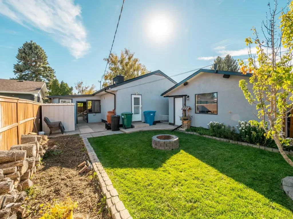 1611 24 Street S Lethbridge AB T1K 2M2
