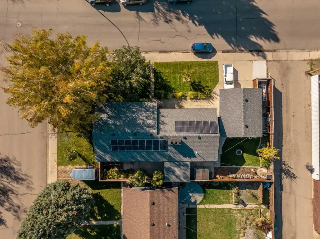 1611 24 Street S Lethbridge AB T1K 2M2