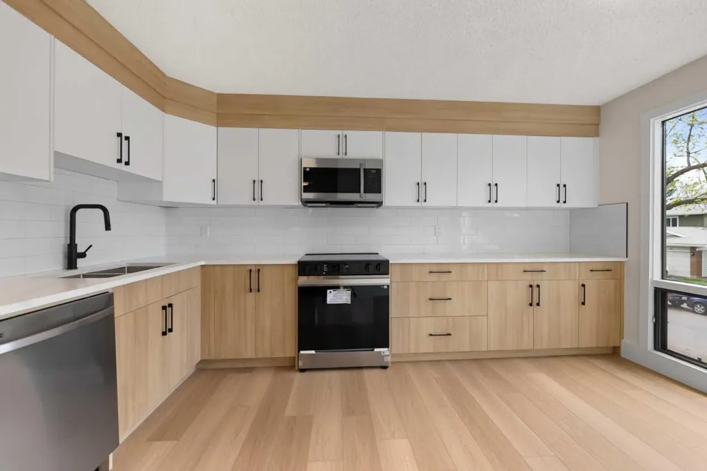 99 Midpark Gardens SE Calgary AB T2X 1L5
