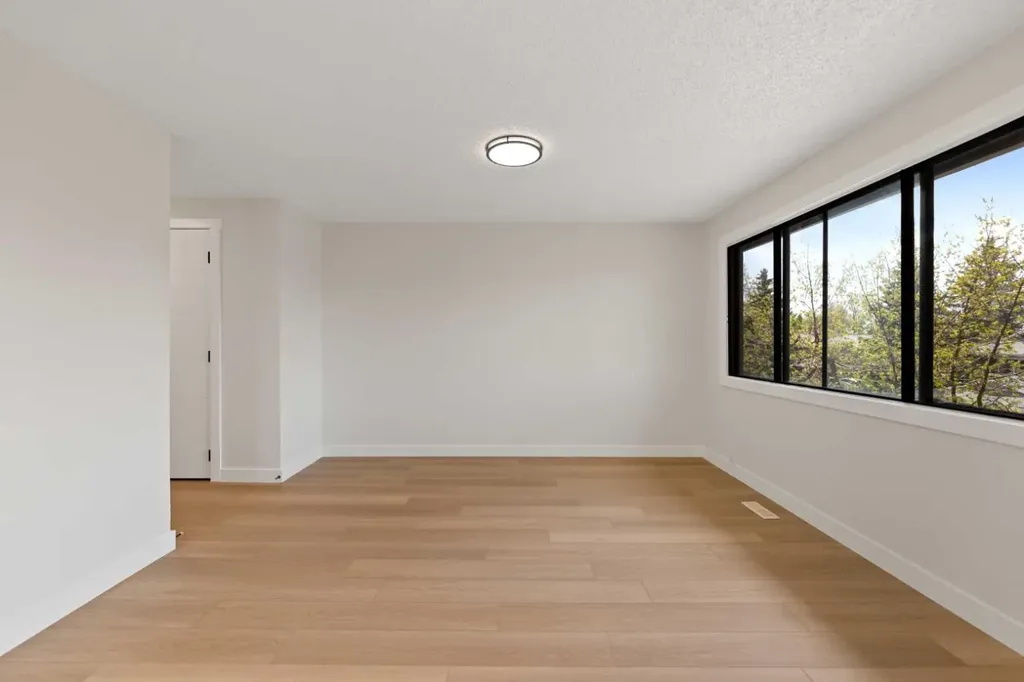 99 Midpark Gardens SE Calgary AB T2X 1L5