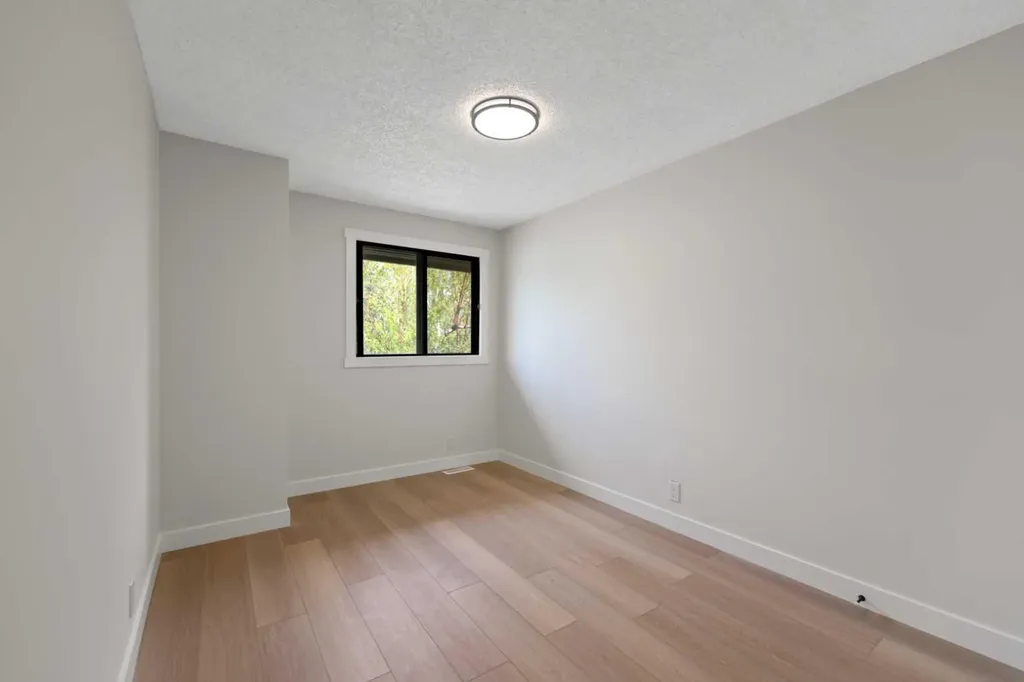 99 Midpark Gardens SE Calgary AB T2X 1L5