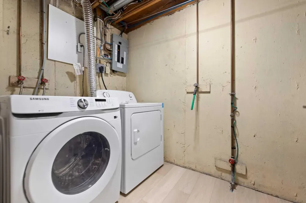 99 Midpark Gardens SE Calgary AB T2X 1L5