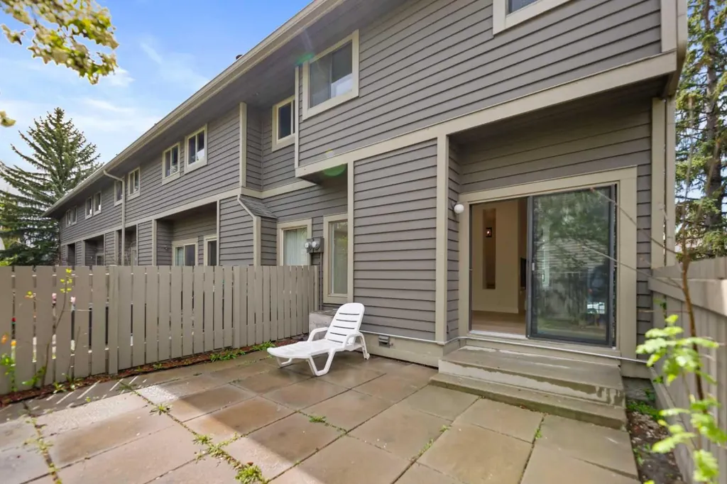 99 Midpark Gardens SE Calgary AB T2X 1L5