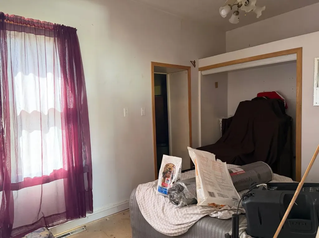102 Railway Avenue S Morrin AB T0J0B0