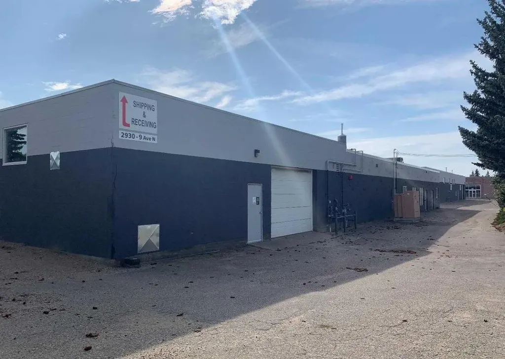 2930 9 Avenue N Lethbridge AB T1H 5E4