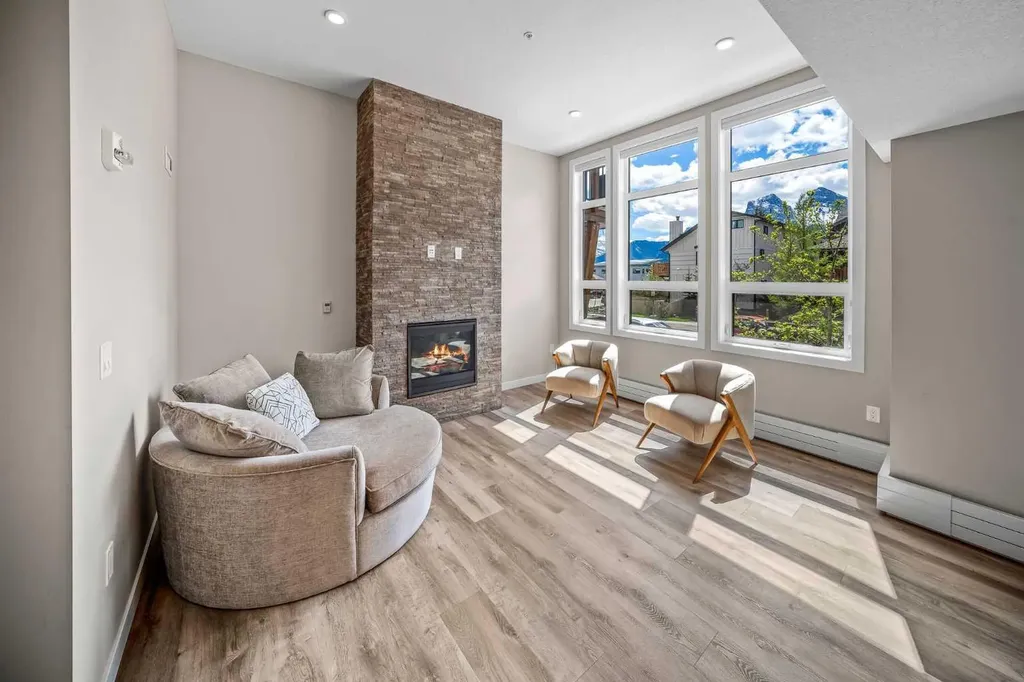 810 7th Street Canmore AB T1W0N4