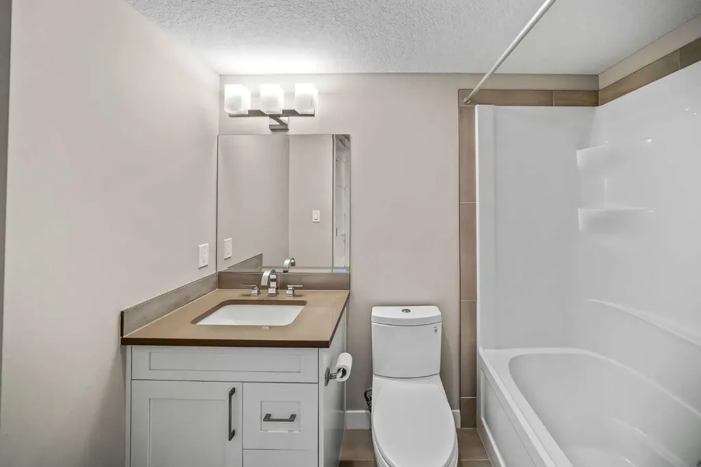 810 7th Street Canmore AB T1W0N4
