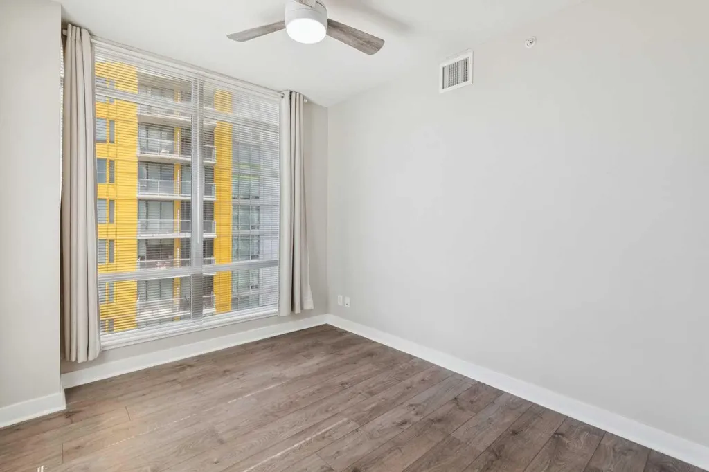 10 Brentwood Common NW Calgary AB T2L 2L6