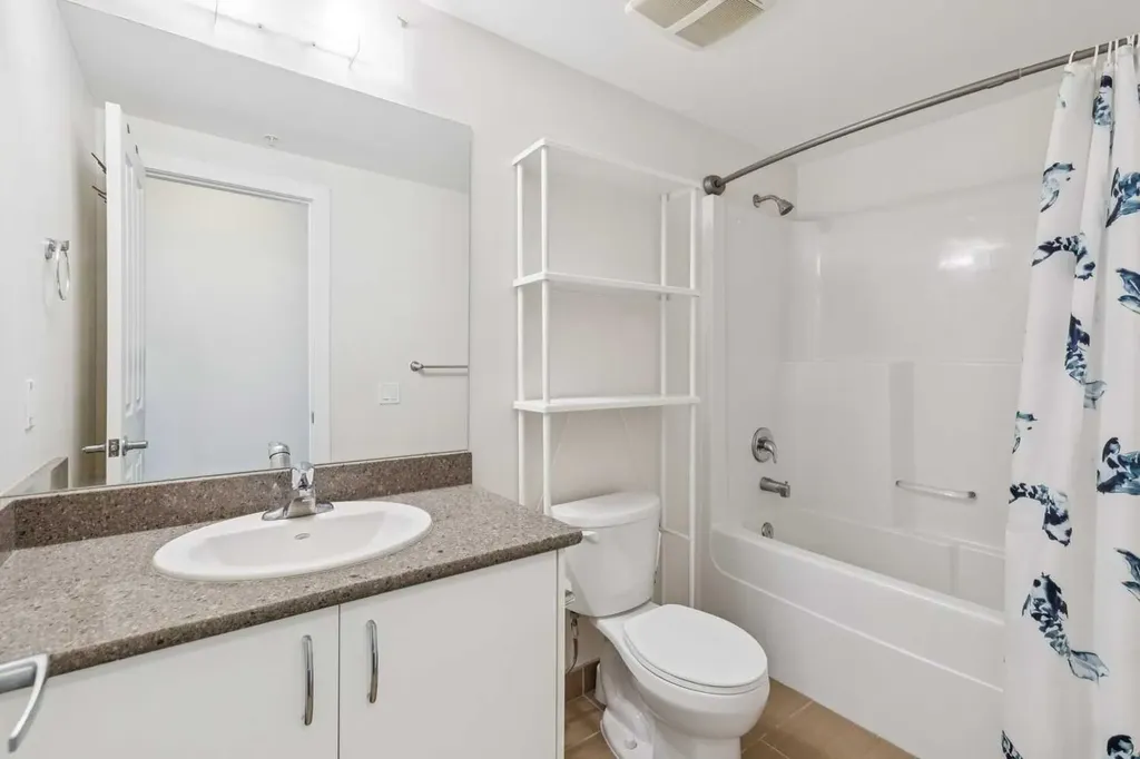 10 Brentwood Common NW Calgary AB T2L 2L6