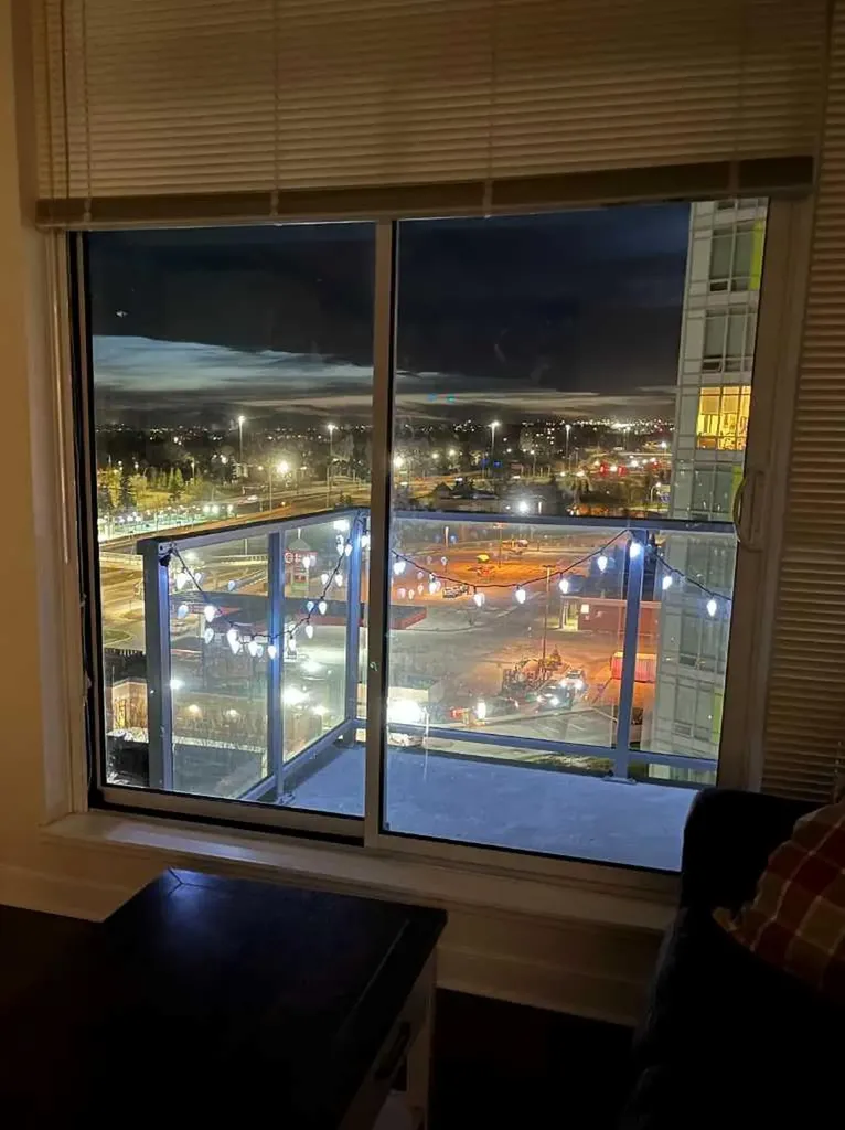 10 Brentwood Common NW Calgary AB T2L 2L6