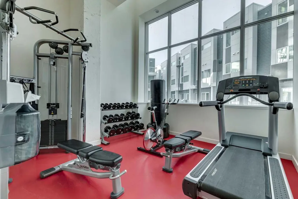 10 Brentwood Common NW Calgary AB T2L 2L6