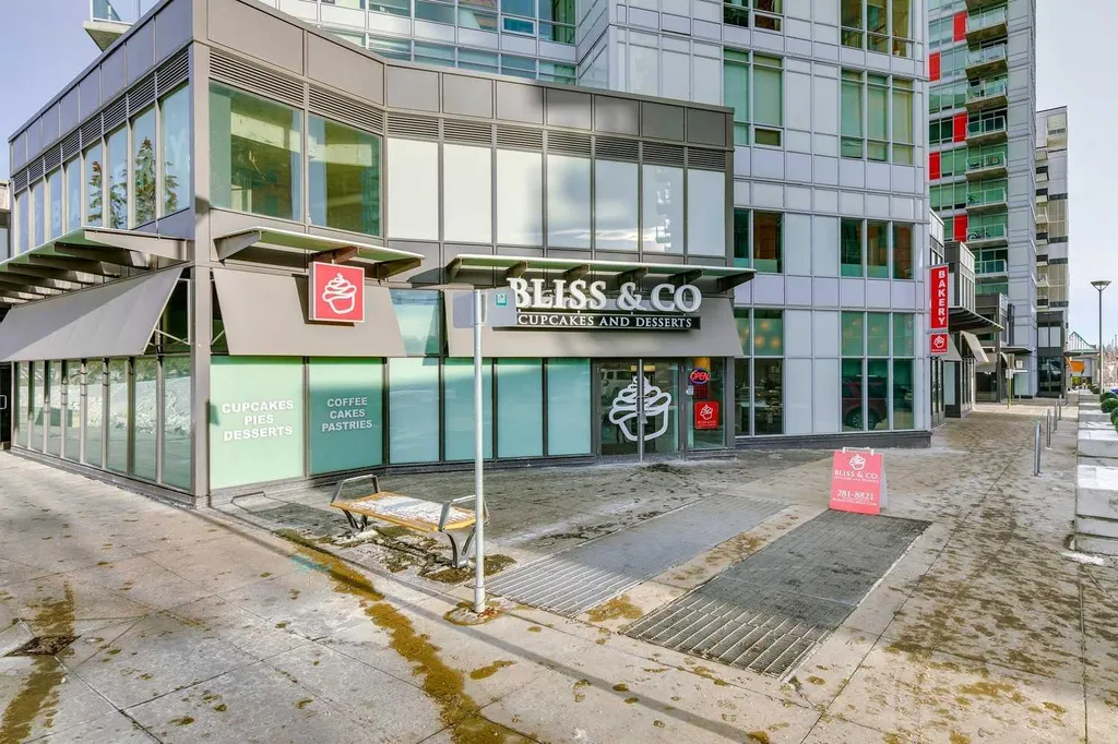 10 Brentwood Common NW Calgary AB T2L 2L6