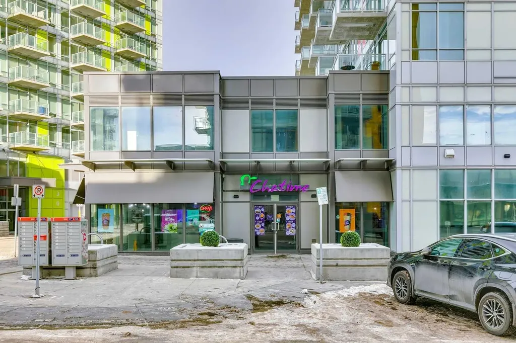 10 Brentwood Common NW Calgary AB T2L 2L6