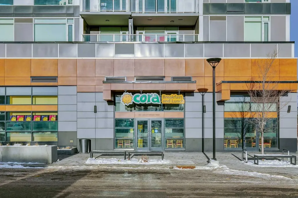 10 Brentwood Common NW Calgary AB T2L 2L6
