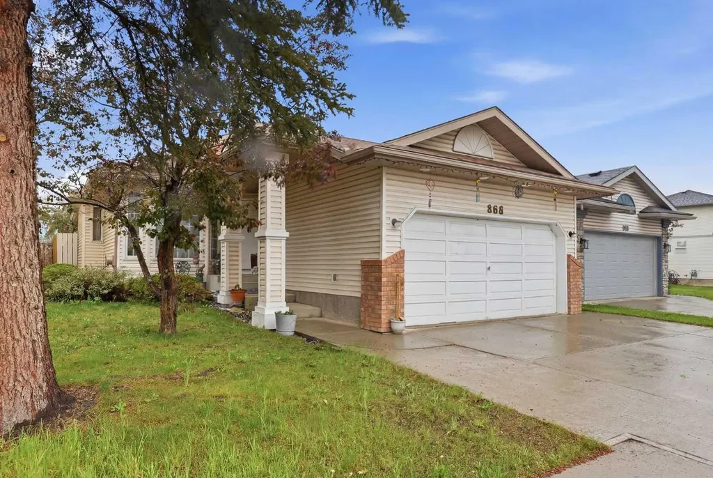 866 Applewood Drive SE Calgary AB T2A7R6