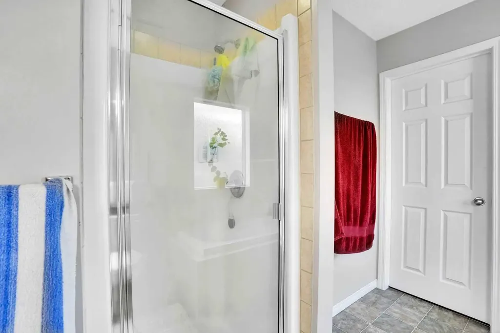 73 Covebrook Place NE Calgary AB T3K0C9