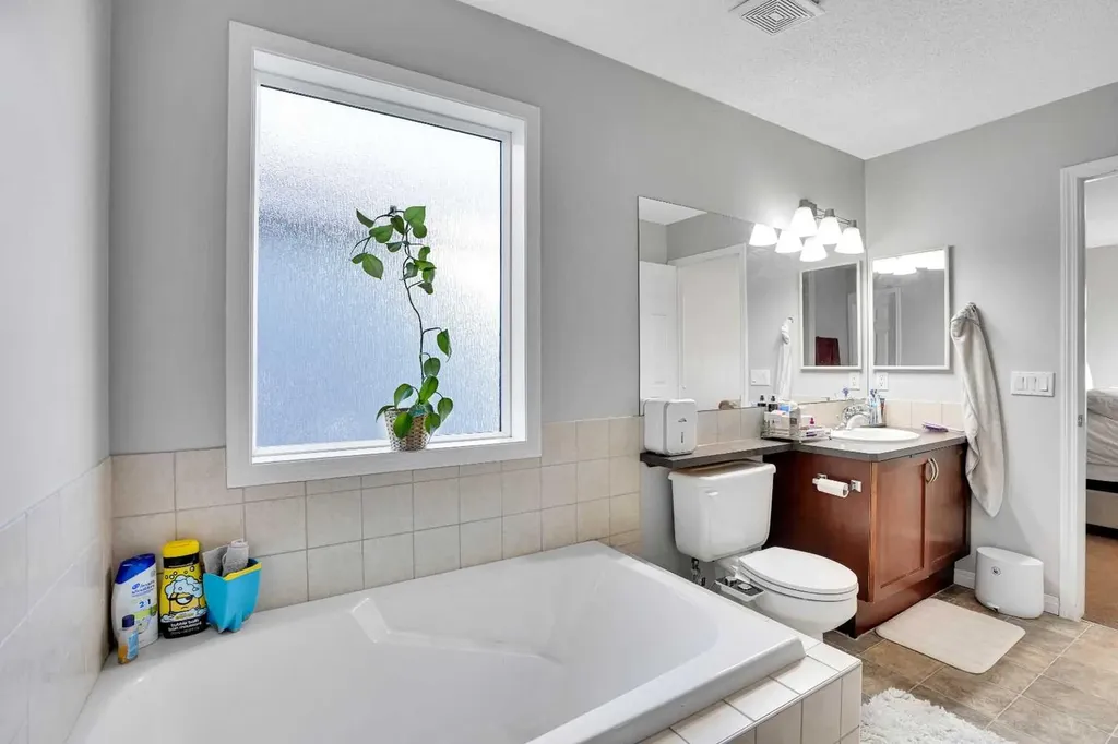 73 Covebrook Place NE Calgary AB T3K0C9