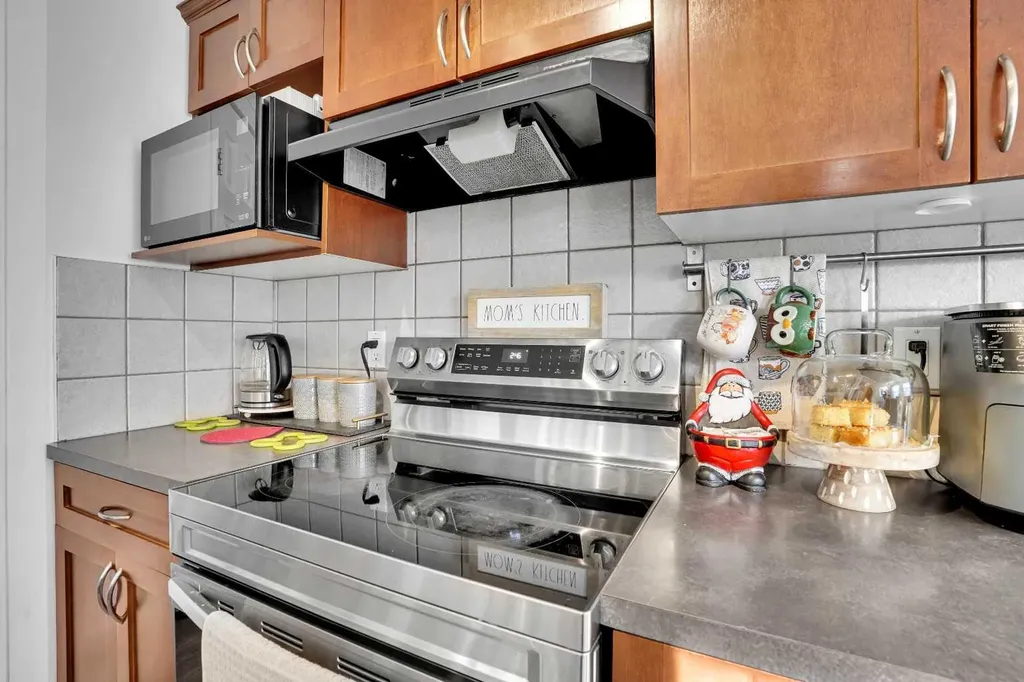 73 Covebrook Place NE Calgary AB T3K0C9