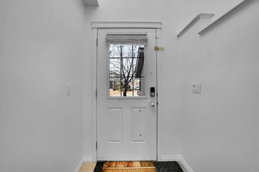 73 Covebrook Place NE Calgary AB T3K0C9