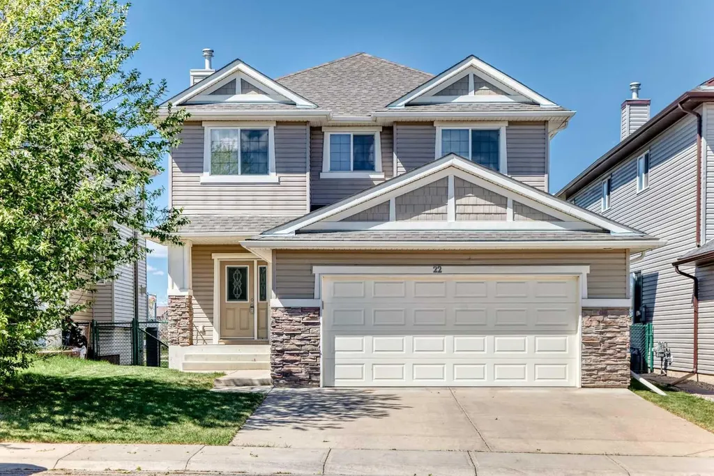 22 Everhollow Rise SW Calgary AB T2Y 5H2