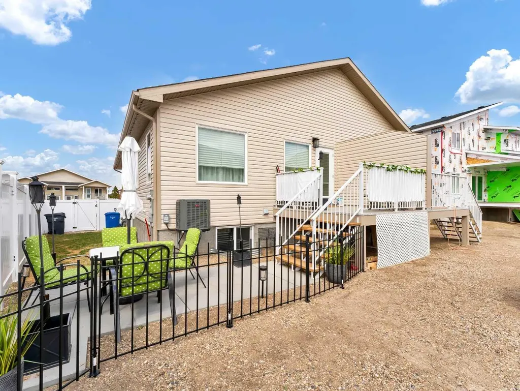5360 Southlands Drive SE Medicine Hat AB T1B 0R2