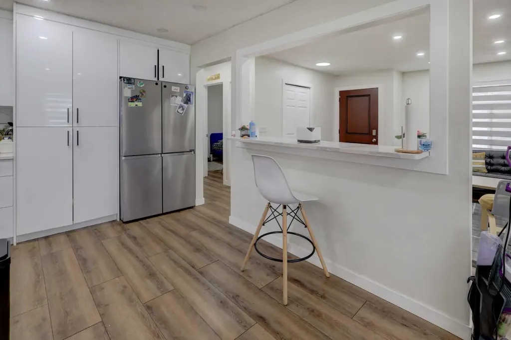 3403 42 Street NE Calgary AB T1Y 4K1