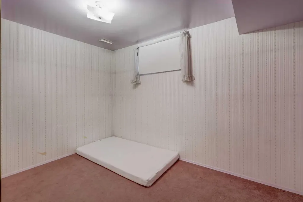 3403 42 Street NE Calgary AB T1Y 4K1