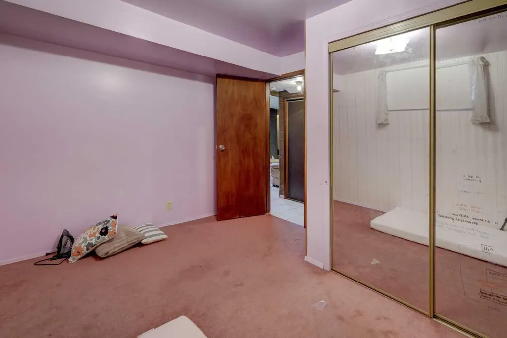 3403 42 Street NE Calgary AB T1Y 4K1