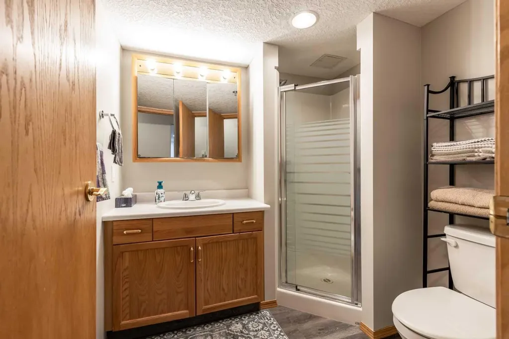 1535 Southview Drive SE Medicine Hat AB T1B4H8