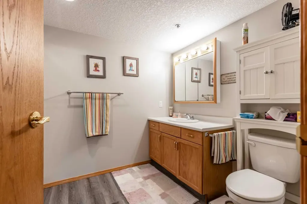 1535 Southview Drive SE Medicine Hat AB T1B4H8