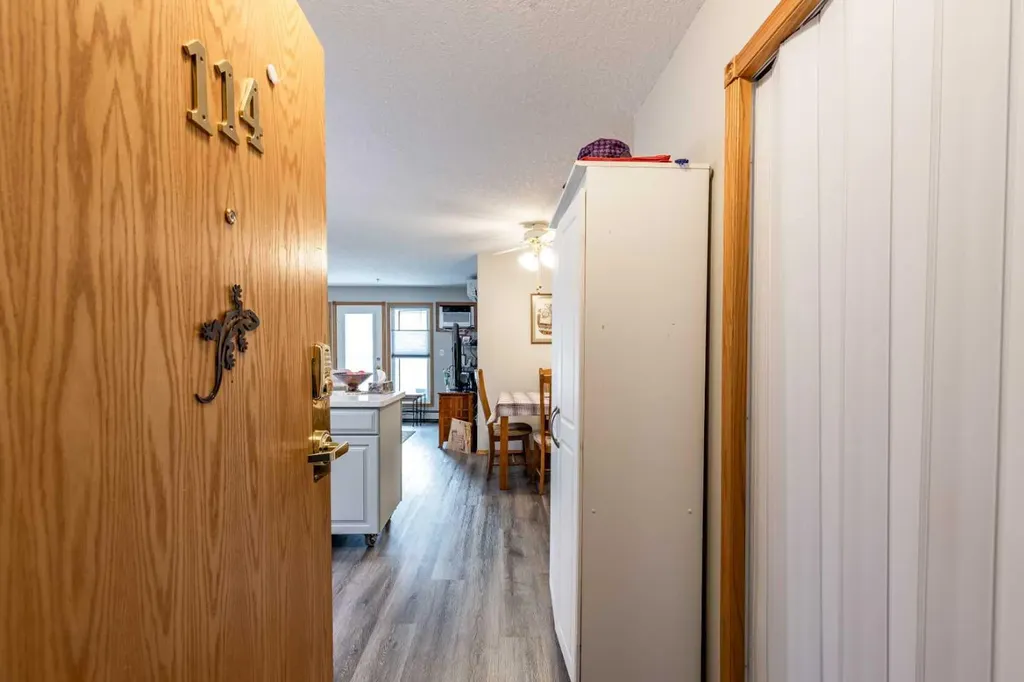 1535 Southview Drive SE Medicine Hat AB T1B4H8