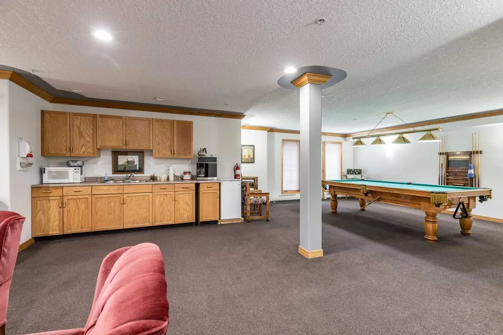 1535 Southview Drive SE Medicine Hat AB T1B4H8