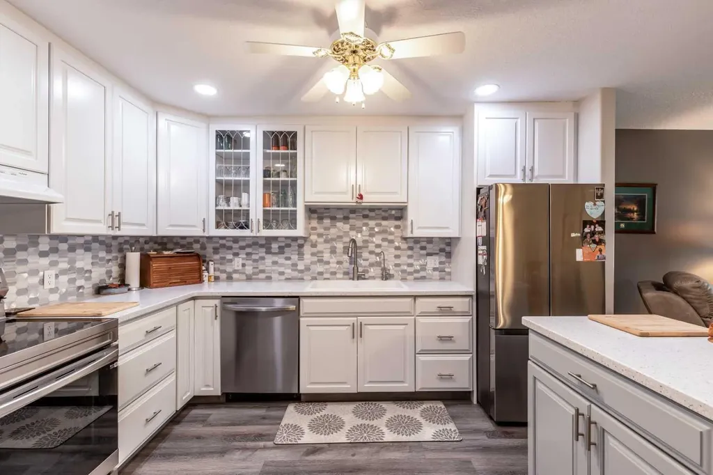 1535 Southview Drive SE Medicine Hat AB T1B4H8