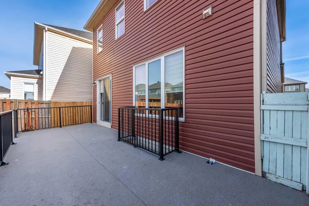 28 Cityscape Gardens NE Calgary AB T3N 0N7