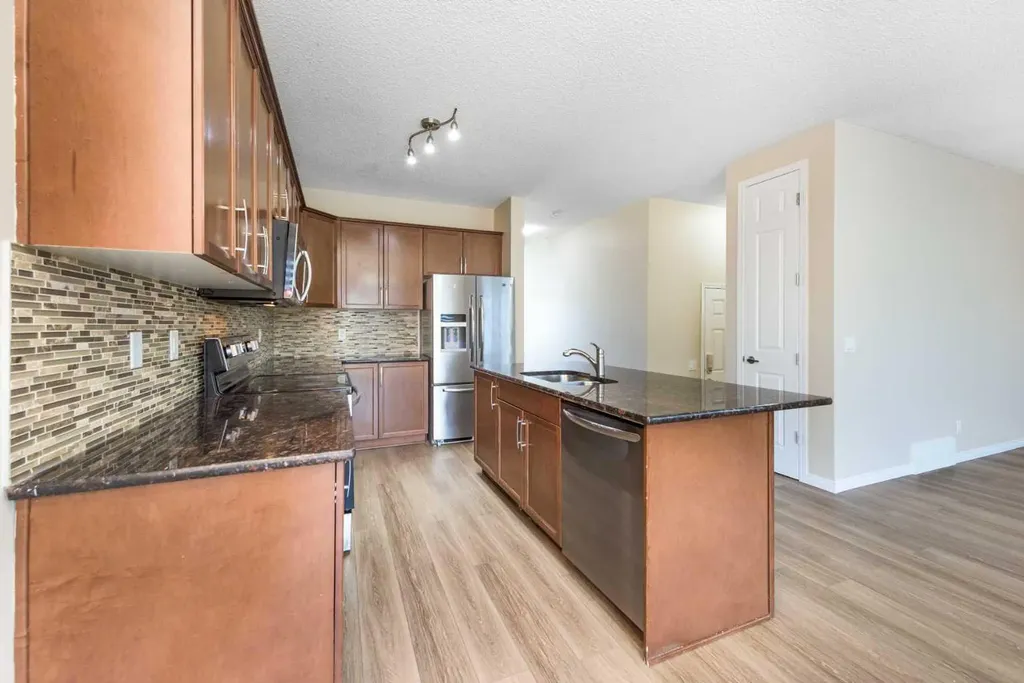 28 Cityscape Gardens NE Calgary AB T3N 0N7