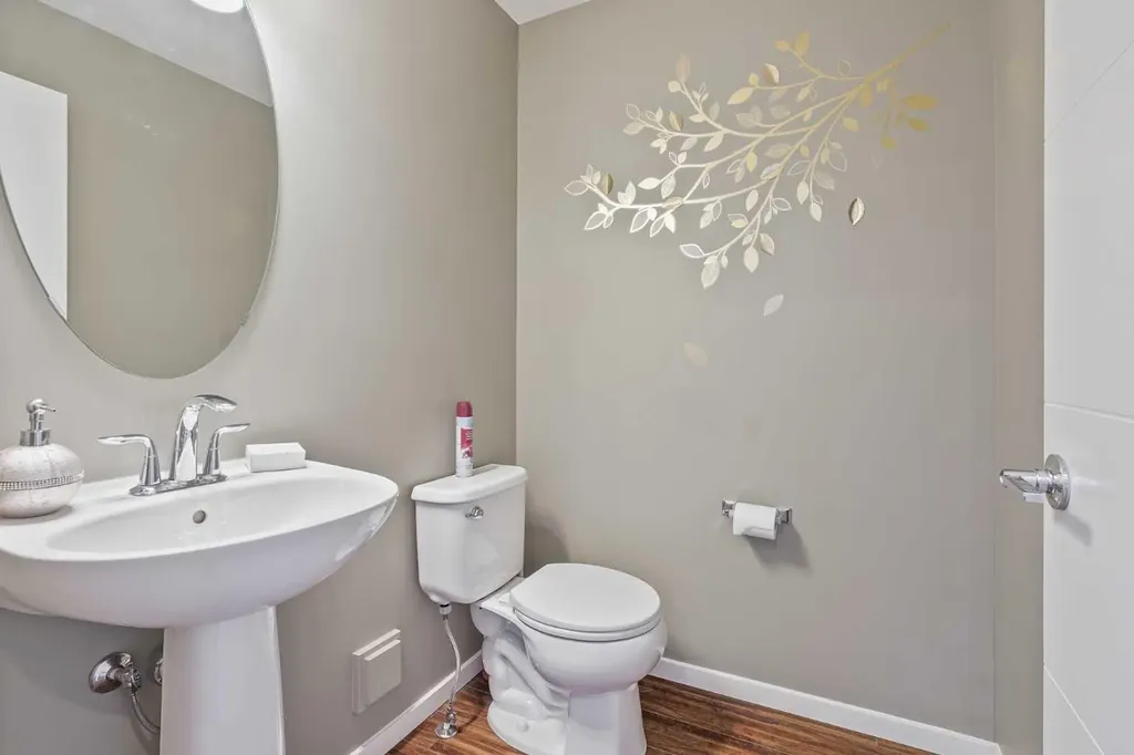 422 Highlands Boulevard W Lethbridge AB T1J 5K5