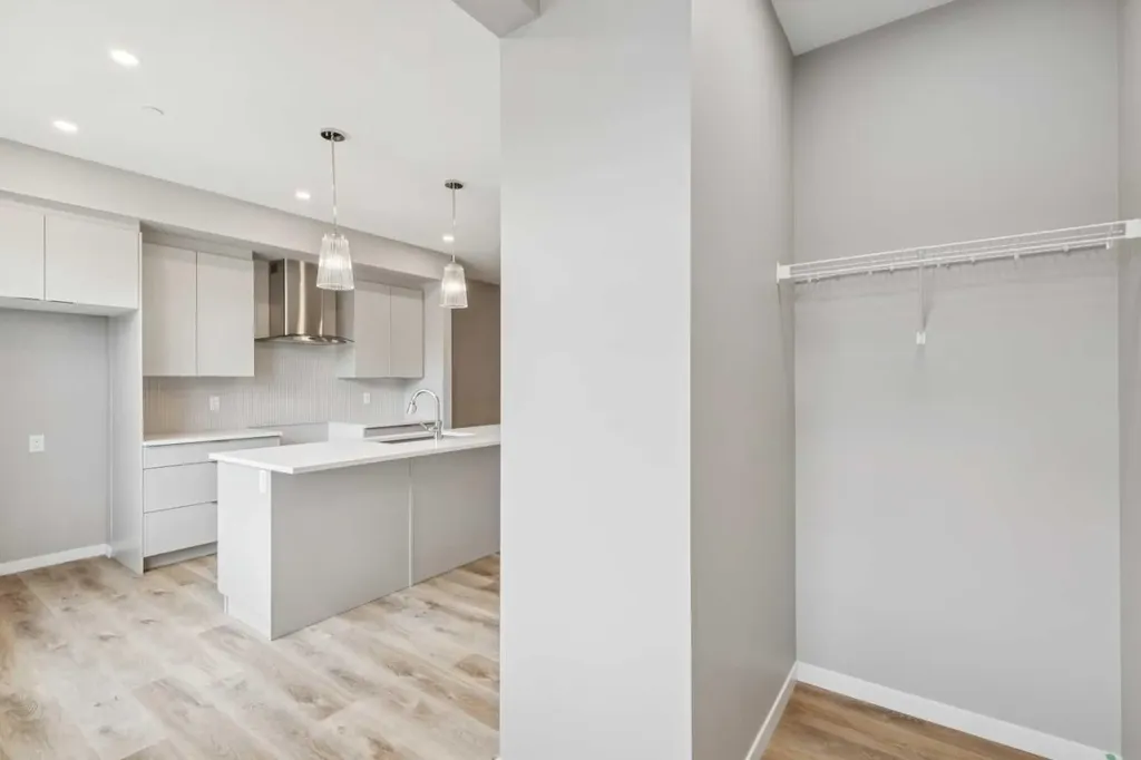 75 Hotchkiss Way SE Calgary AB T3S 0V2